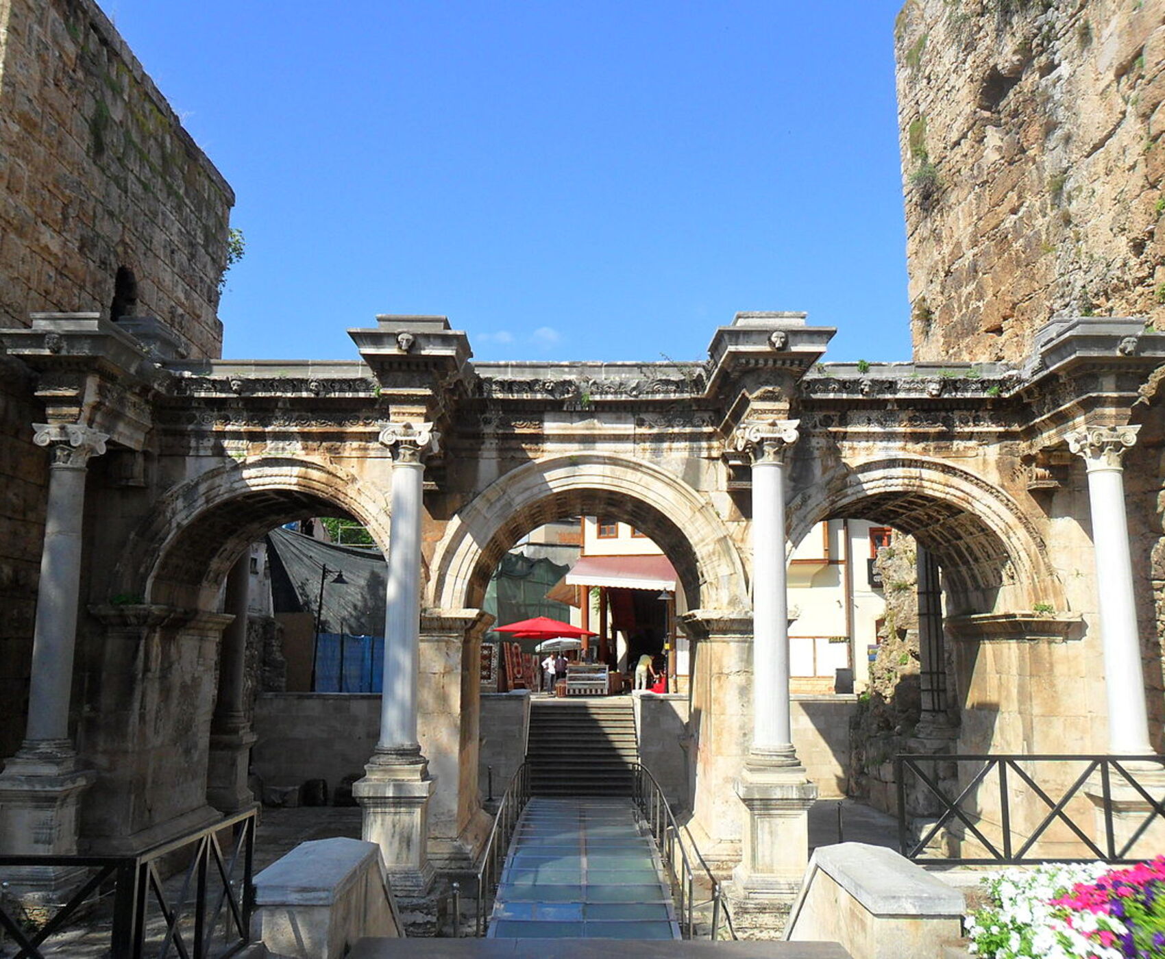 تور گشت شهری