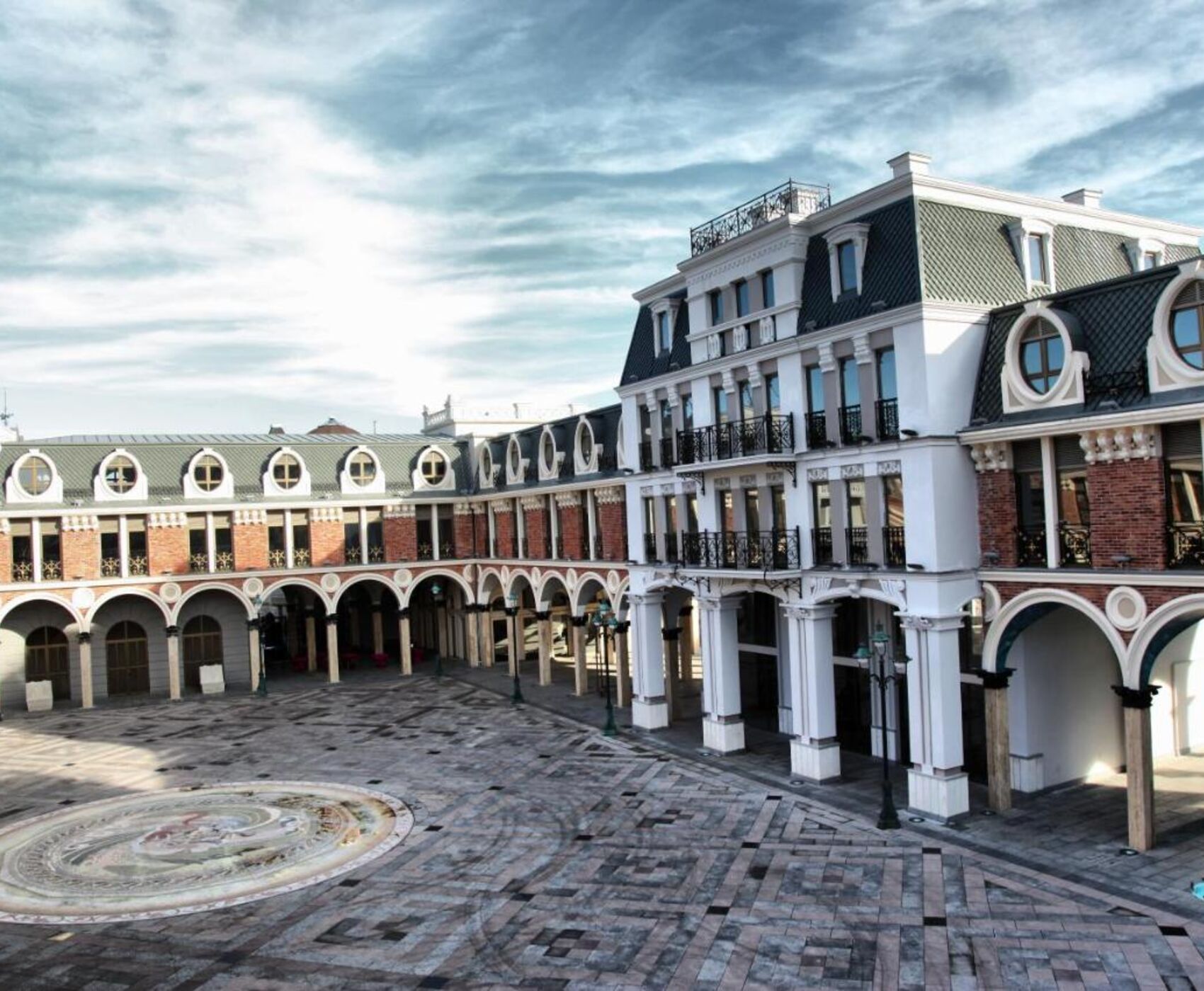 تورهوایی دریای سیاه وان قارص و باتومی هشت شب 