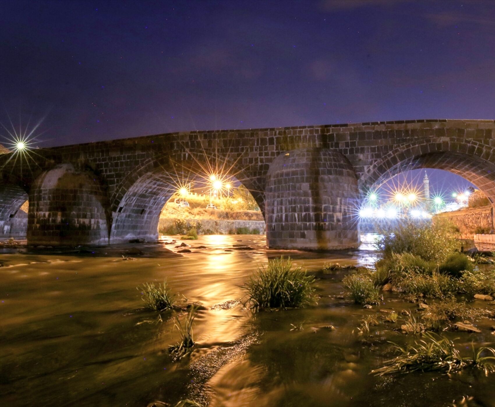 تورهوایی دریای سیاه وان قارص و باتومی هشت شب 