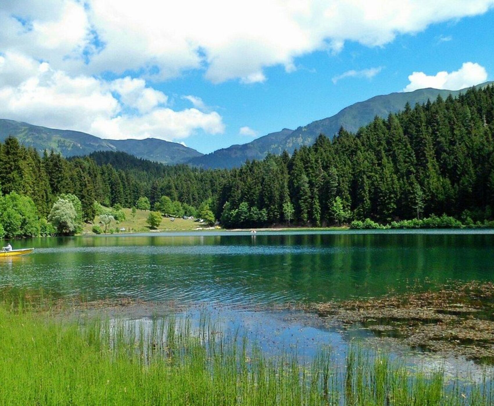 تورهوایی دریای سیاه وان قارص و باتومی هشت شب 