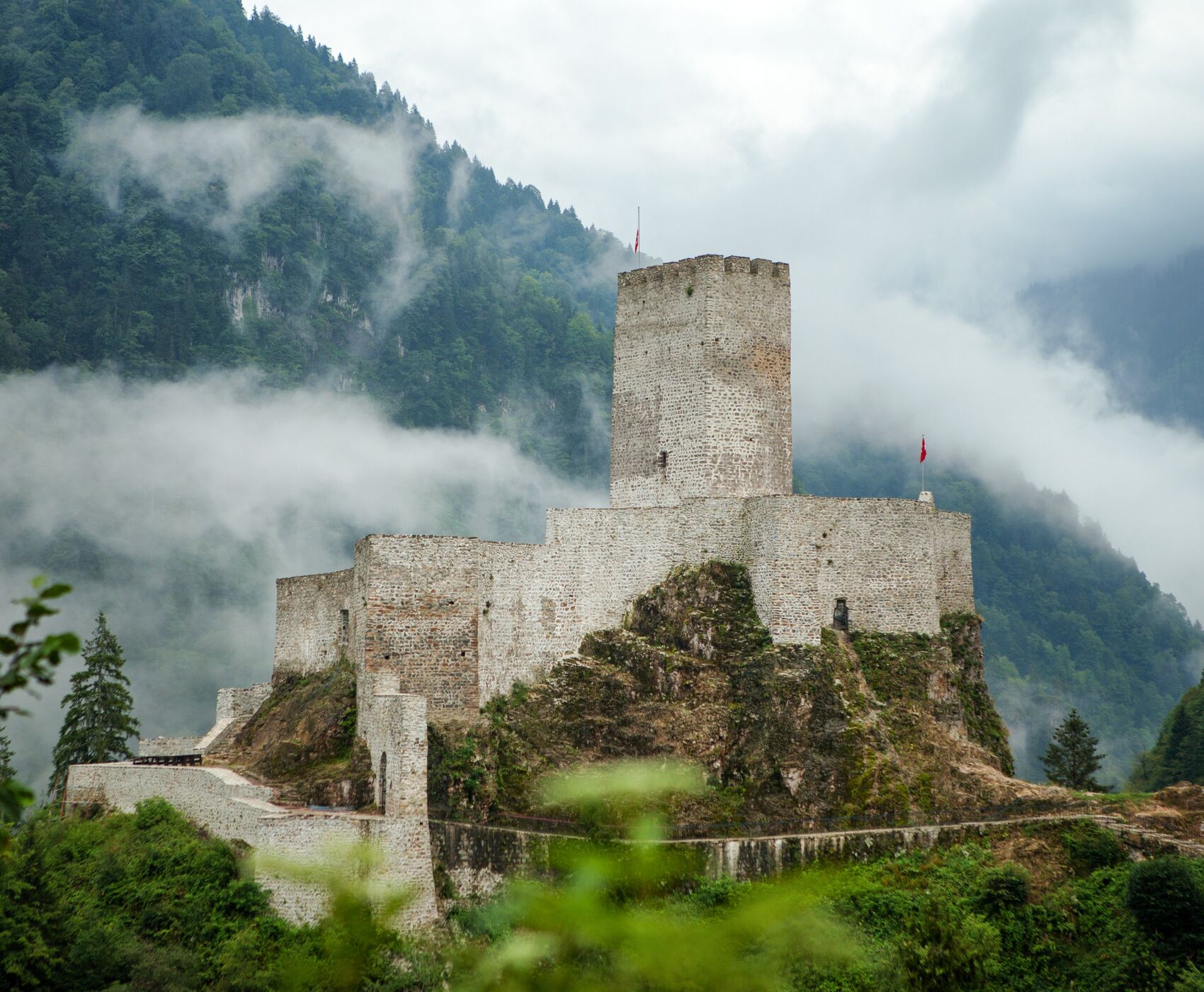 تورهوایی دریای سیاه وان قارص و باتومی هشت شب 