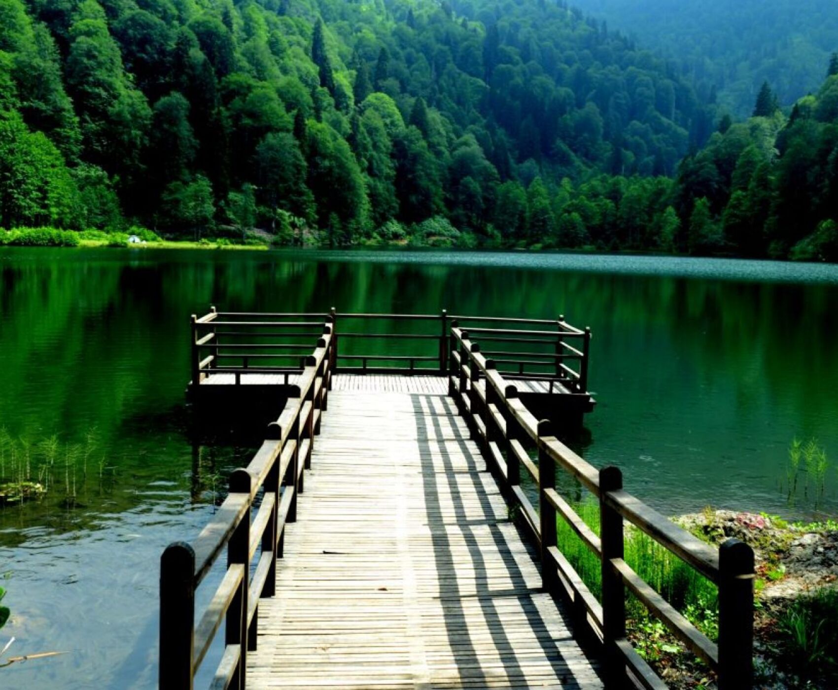 تورهوایی دریای سیاه وان قارص و باتومی هشت شب 