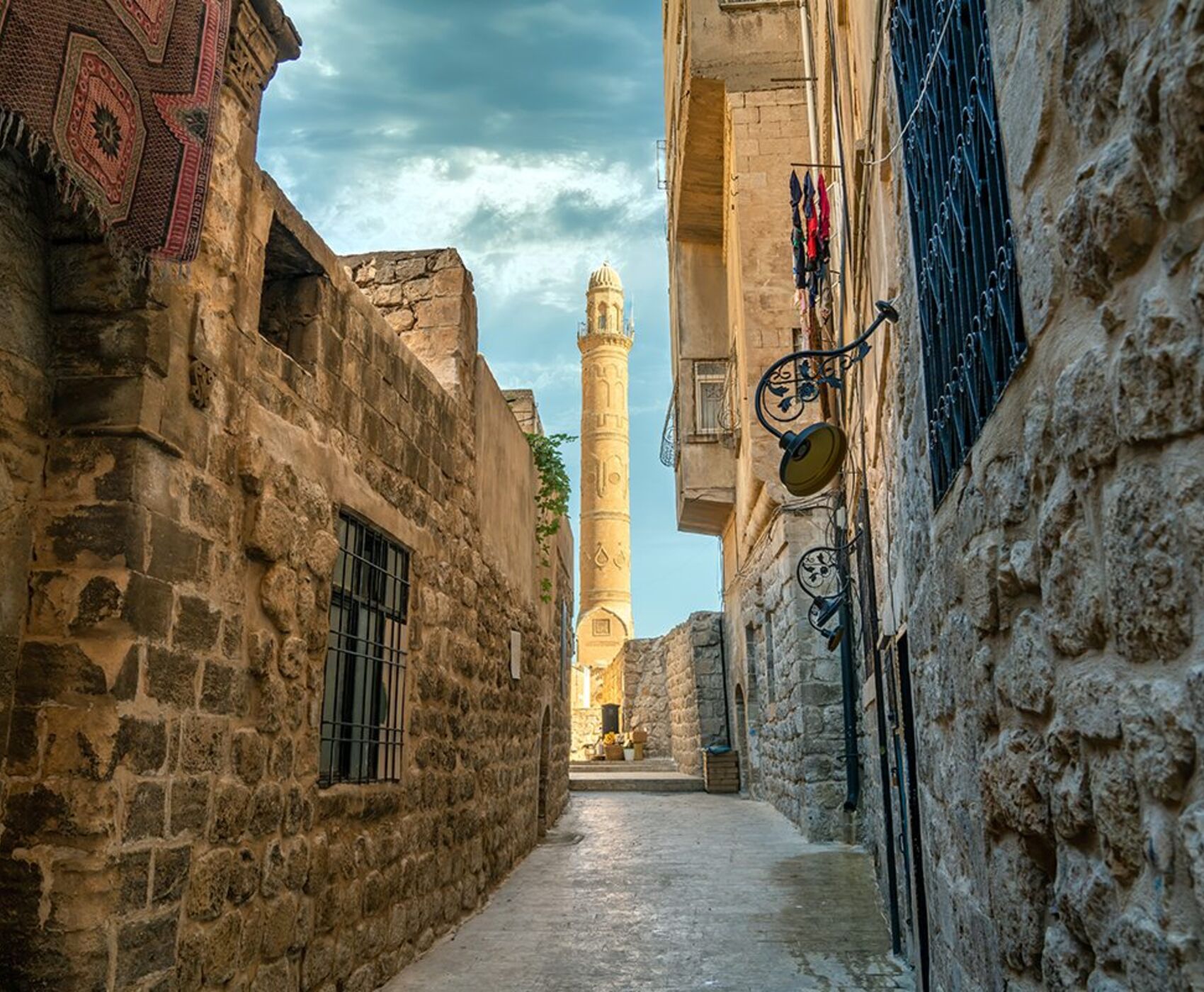 تور هوایی وان هاکاری و ماردین