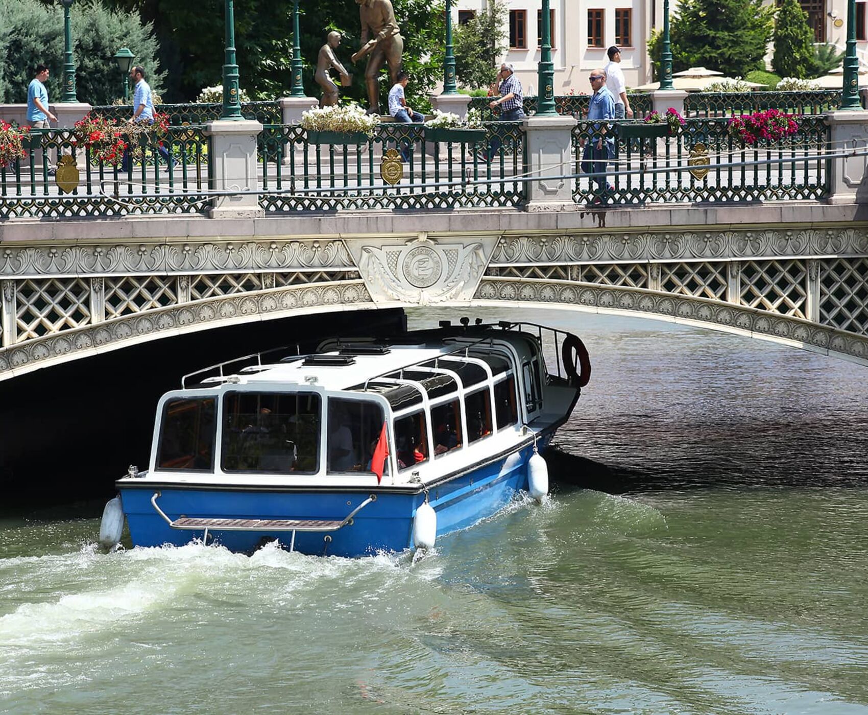 تور فریگ والی و اسکیشهیر