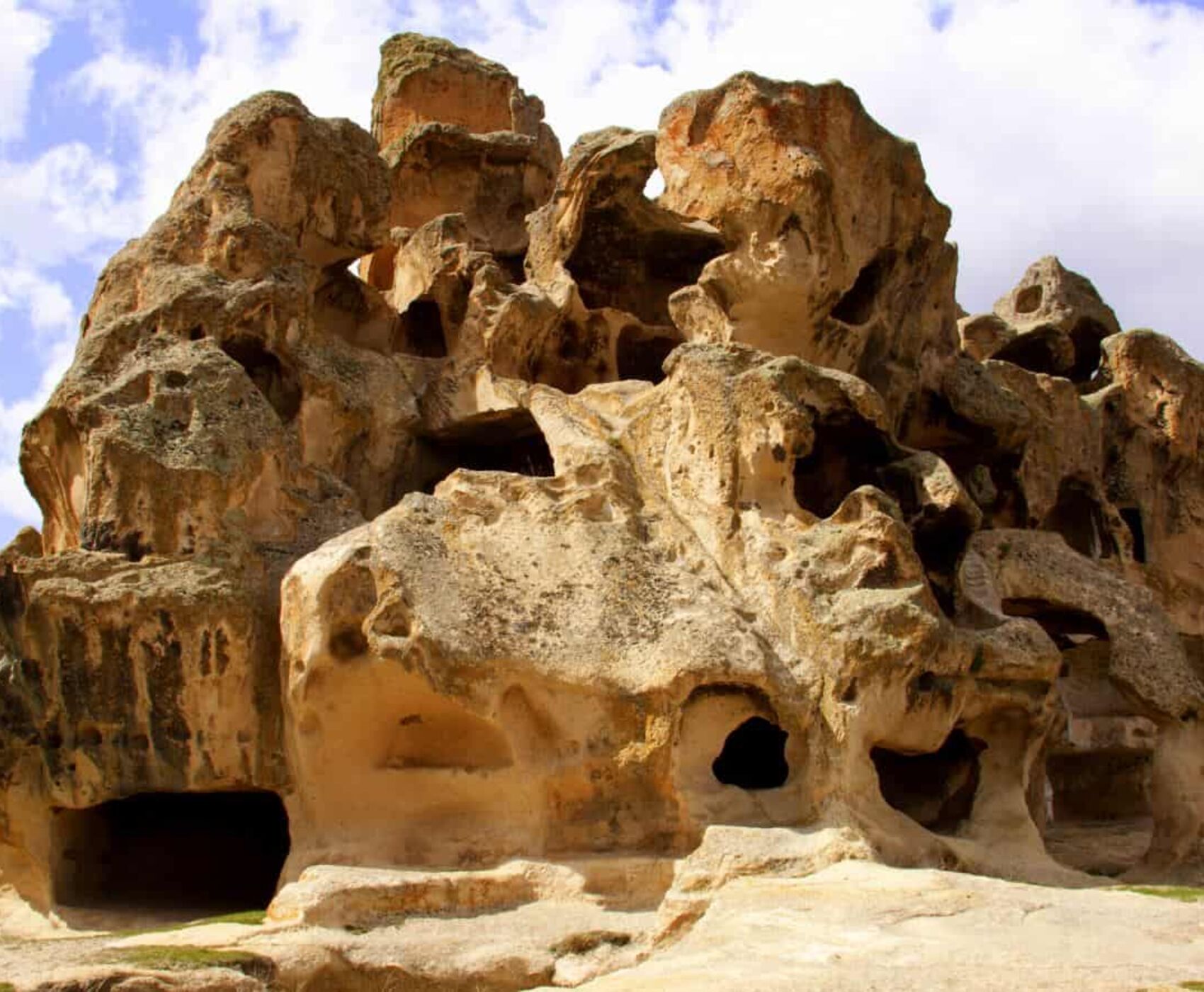 تور فریگ والی و اسکیشهیر