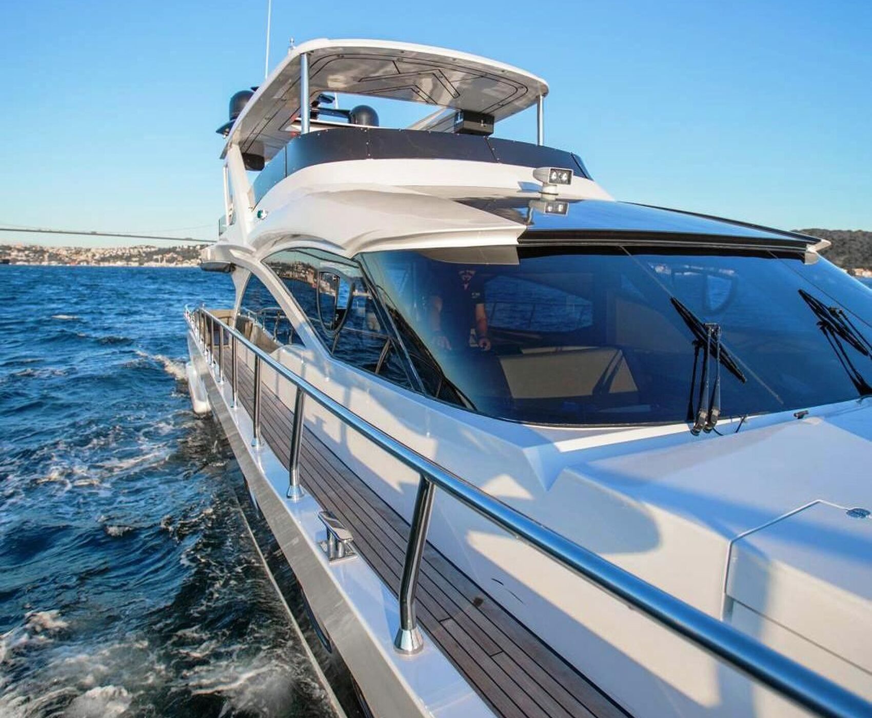 ÖZEL VIP MOTOR YAT TURU