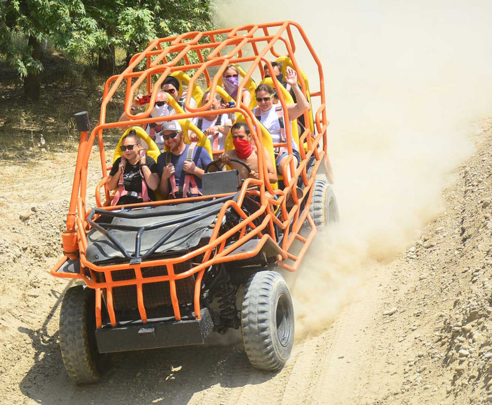 JET BOAT & KAMYON SAFARİ & AKREP JEEP SAFARİ & RAFTİNG & ZİPLİNE & BALIK