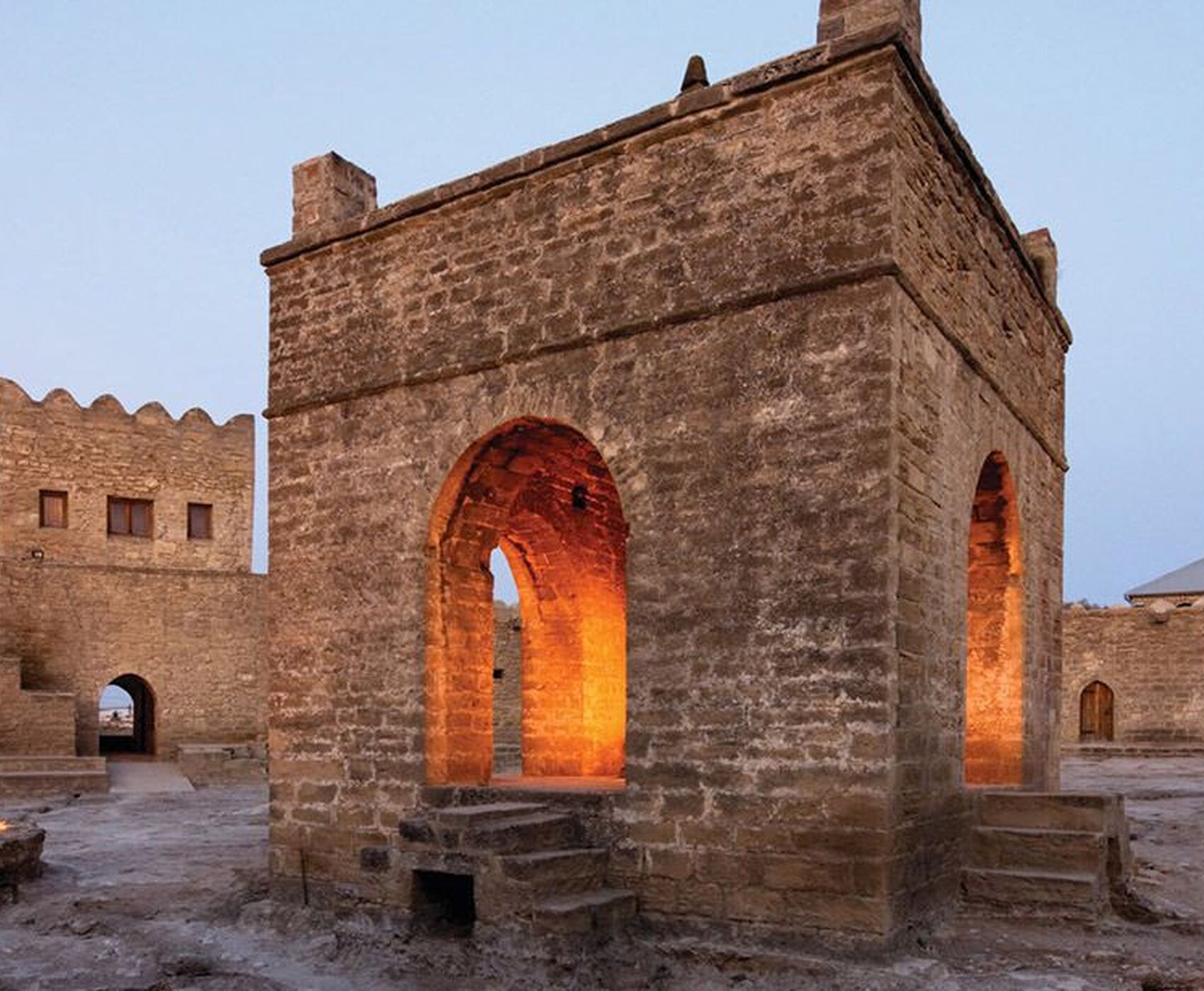 ANTALYA DAN UÇAKLI BAKÜ AZERBAYCAN