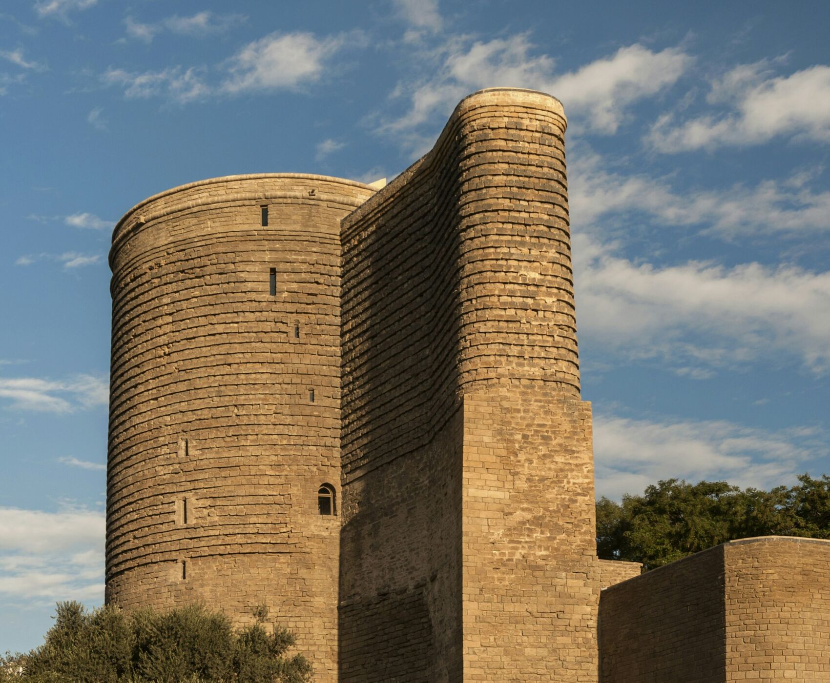 ANTALYA DAN UÇAKLI BAKÜ AZERBAYCAN
