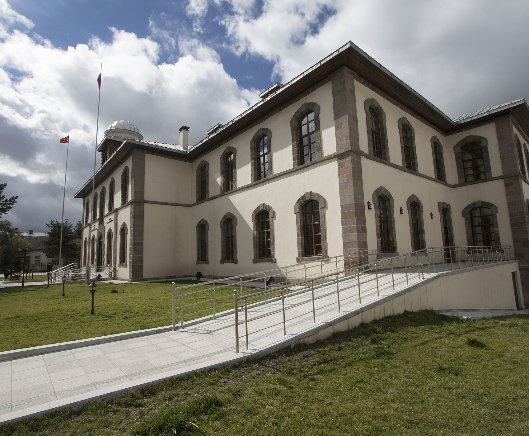 ANTALYA DAN DİREKT UÇAKLI VAN KARS  & PERU GÖKKUŞAĞI TEPELERİ DEĞİL ERZURUM GÖKKUŞAĞI TEPELERİ