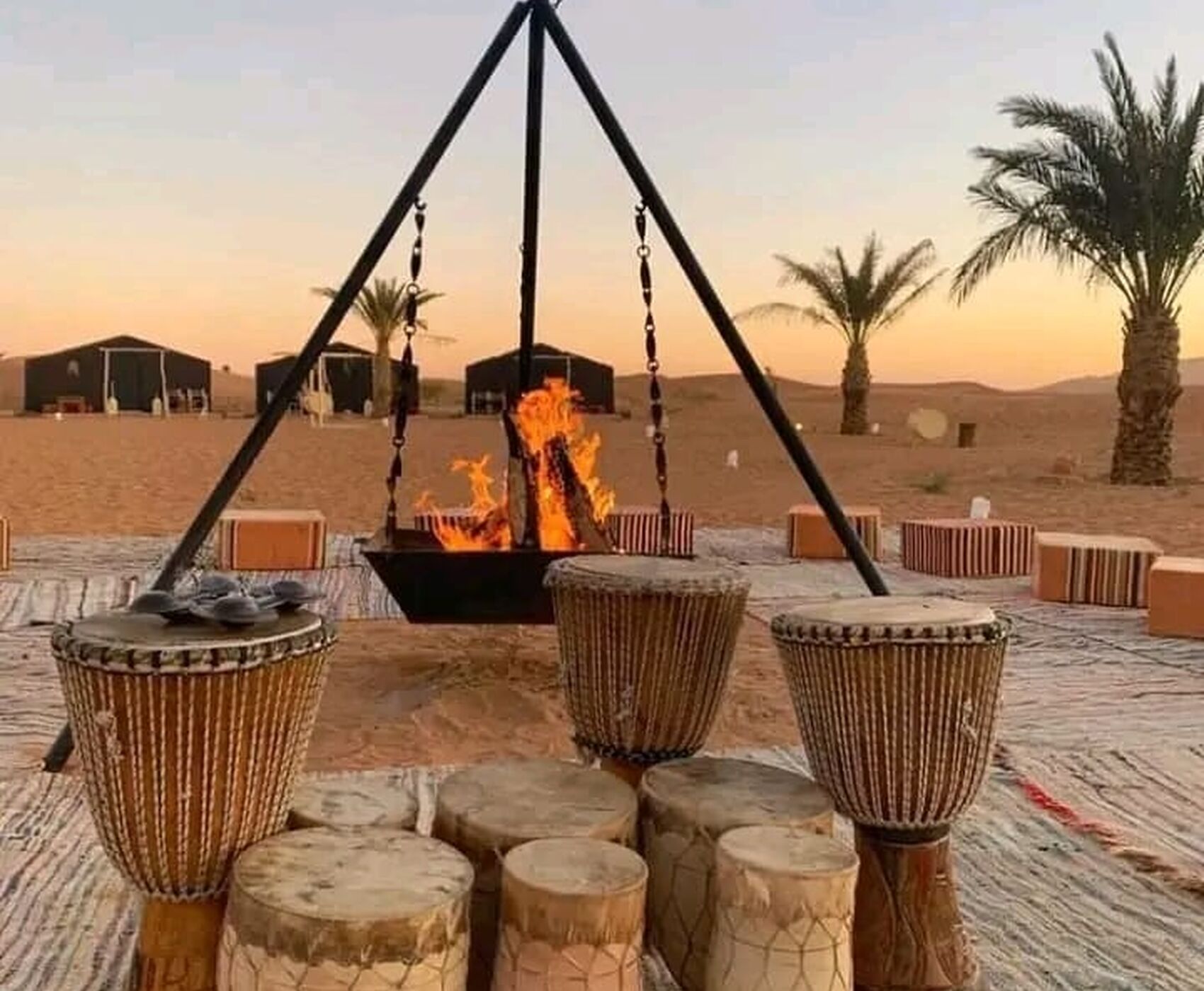 ANTALYA'DAN İSTANBUL AKTARMALI  UÇAKLI BAŞTAN BAŞA FAS TURU