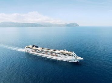 İZMİR HAREKETLİ MSC LIRICA ile EGE & ADRİYATİK