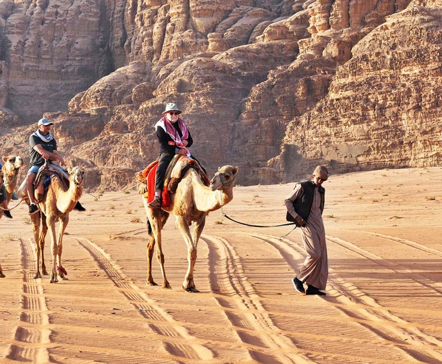 ANKARA ÇIKIŞLI HERŞEY DAHİL BAŞTAN BAŞA MISIR & ÜRDÜN