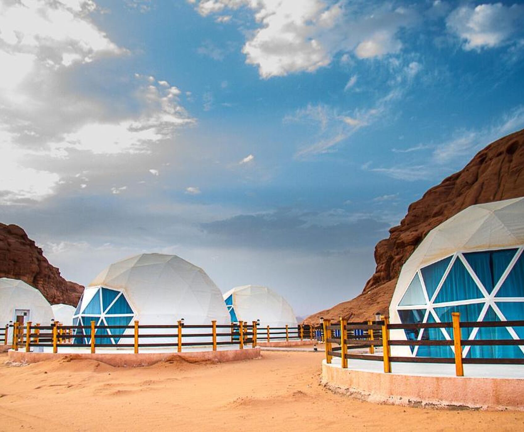 تورهوایی اردن مستقیم از آنتالیــــــا