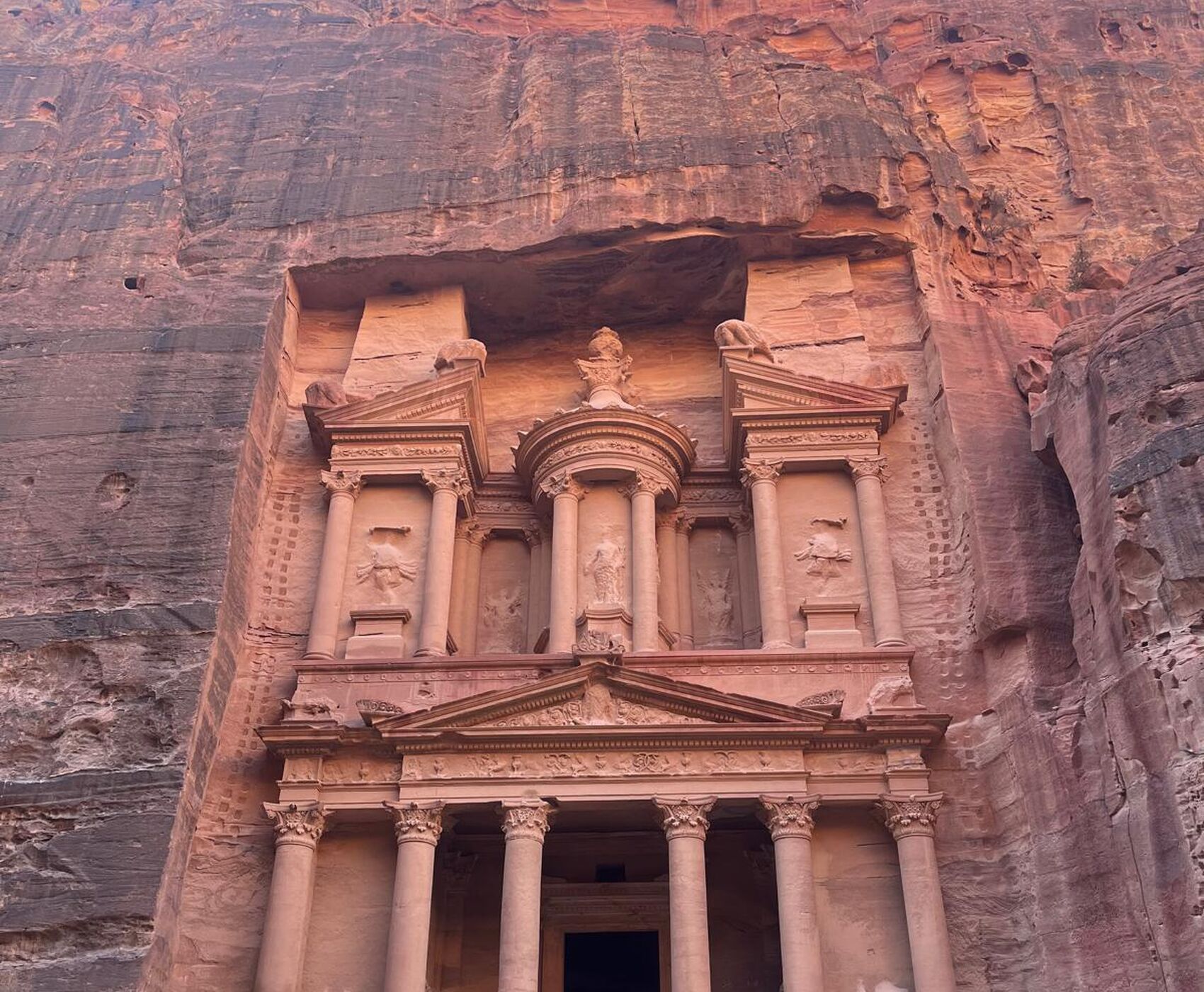 İZMİR ÇIKIŞLI VİZESİZ HER ŞEY DAHİL BAŞTAN BAŞA ÜRDÜN KEŞİF TURU