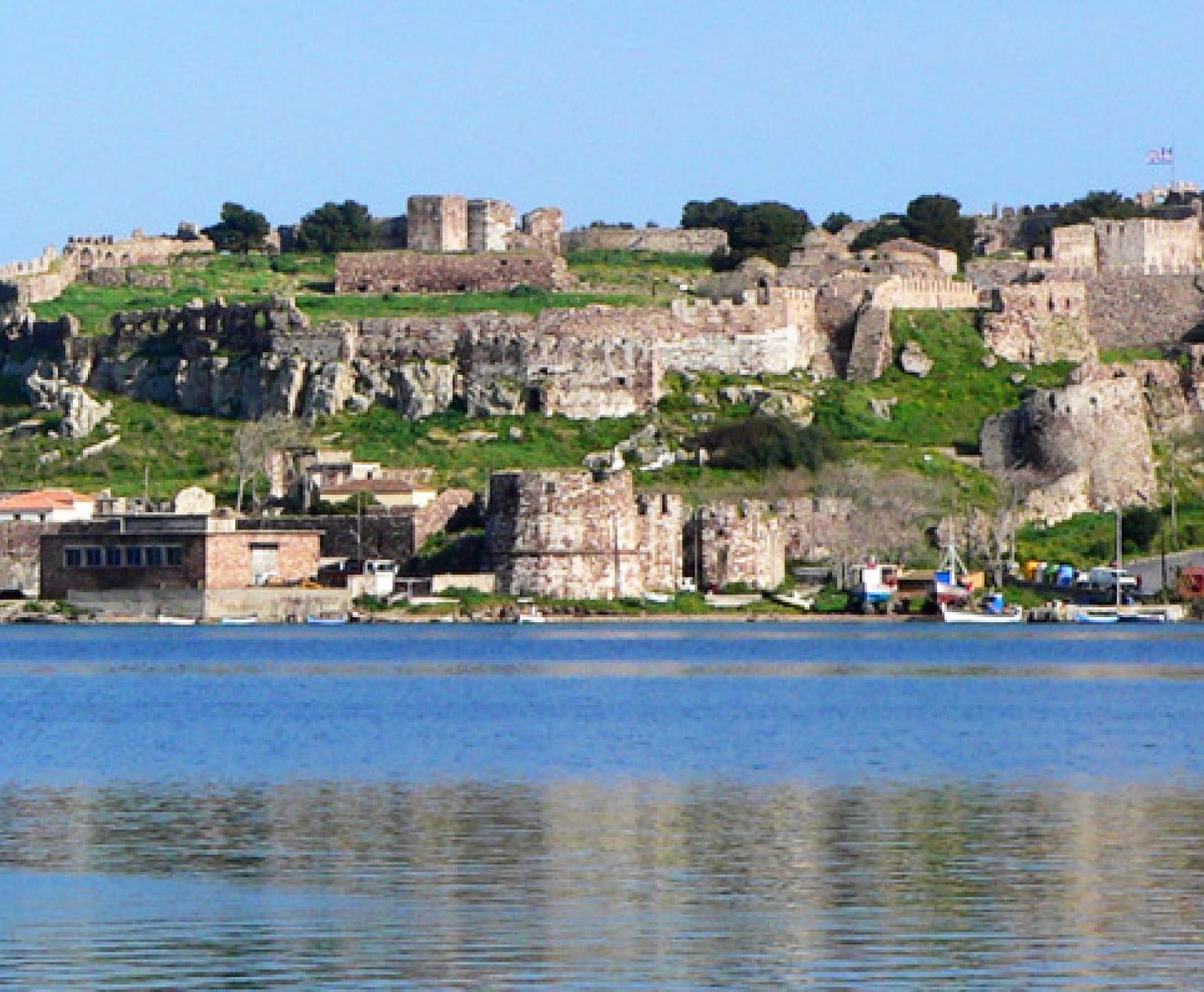 İZMİR DİKİLİ ÇIKIŞLI MİDİLLİ TURU 2 GECE 3 GÜN